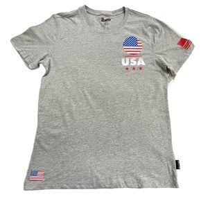 Brooklyn Cloth USA Flag Graphic Emblem T shirt Size Medium NWT